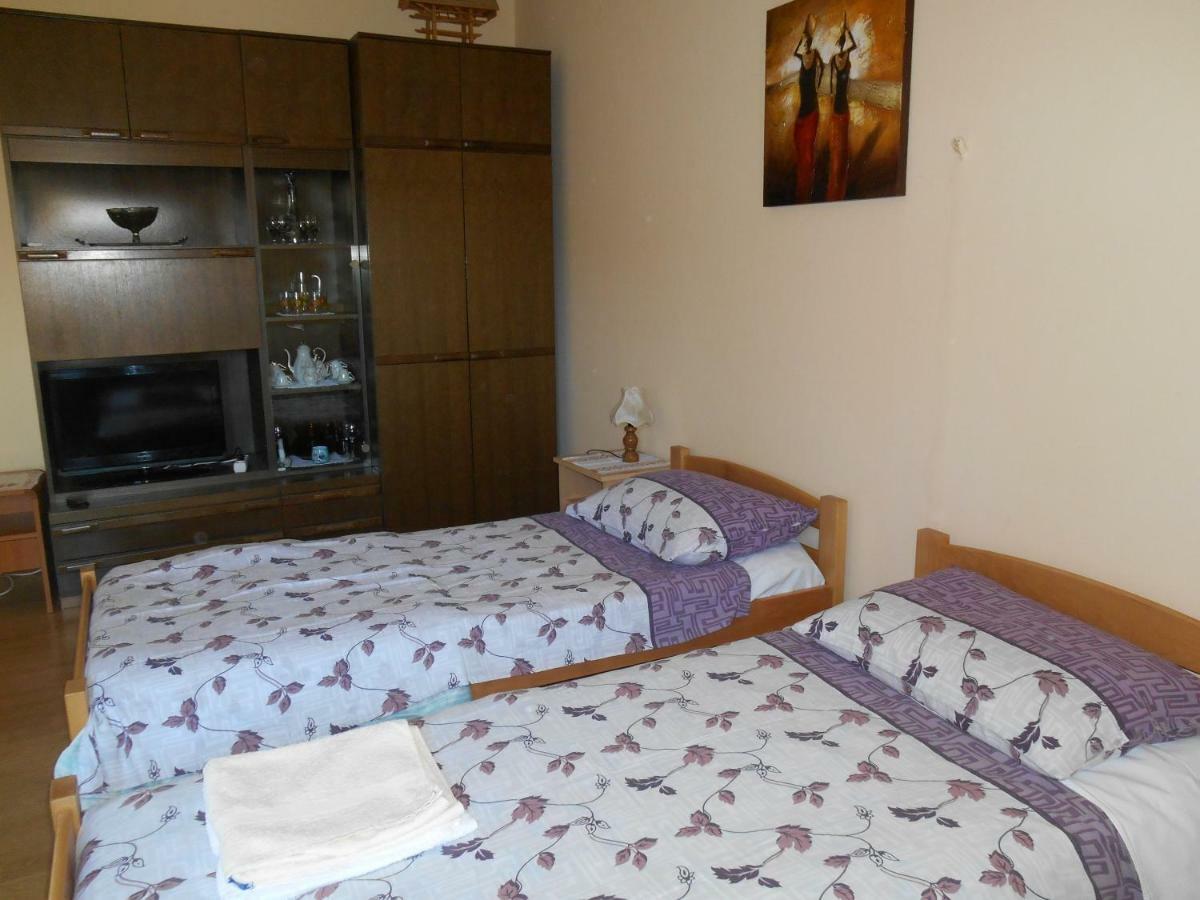 Miadea Apartment Ровинско село Екстериор снимка