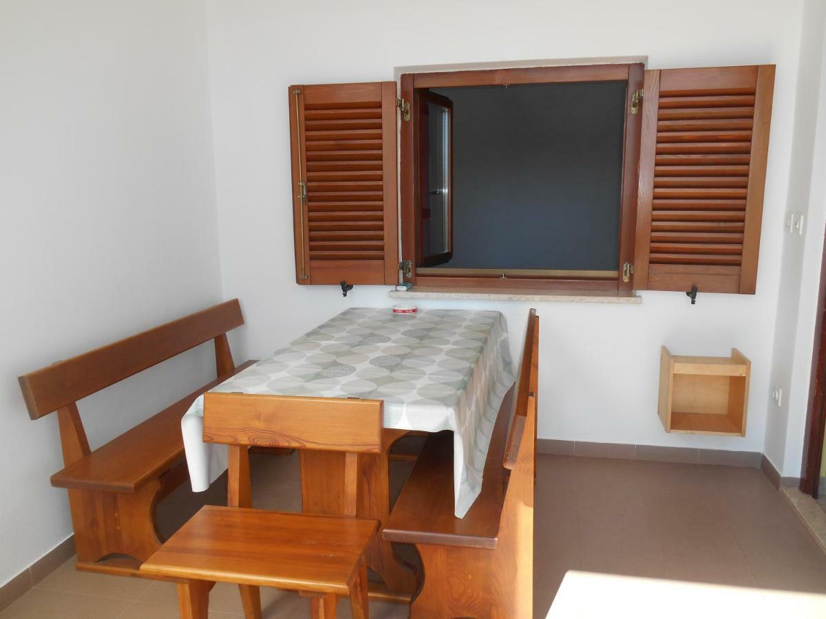 Miadea Apartment Ровинско село Екстериор снимка