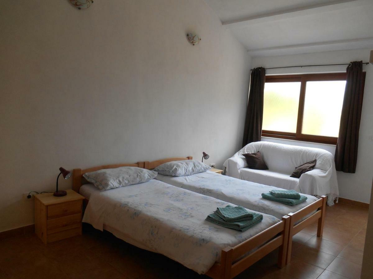 Miadea Apartment Ровинско село Екстериор снимка