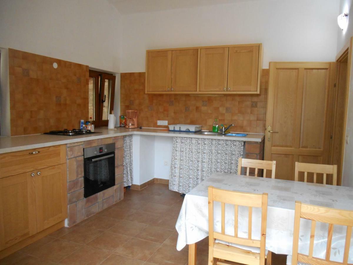 Miadea Apartment Ровинско село Екстериор снимка